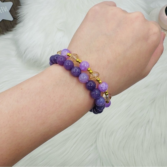 Another Beaded Bracelet Bundle 2 - Picture 2 of 6